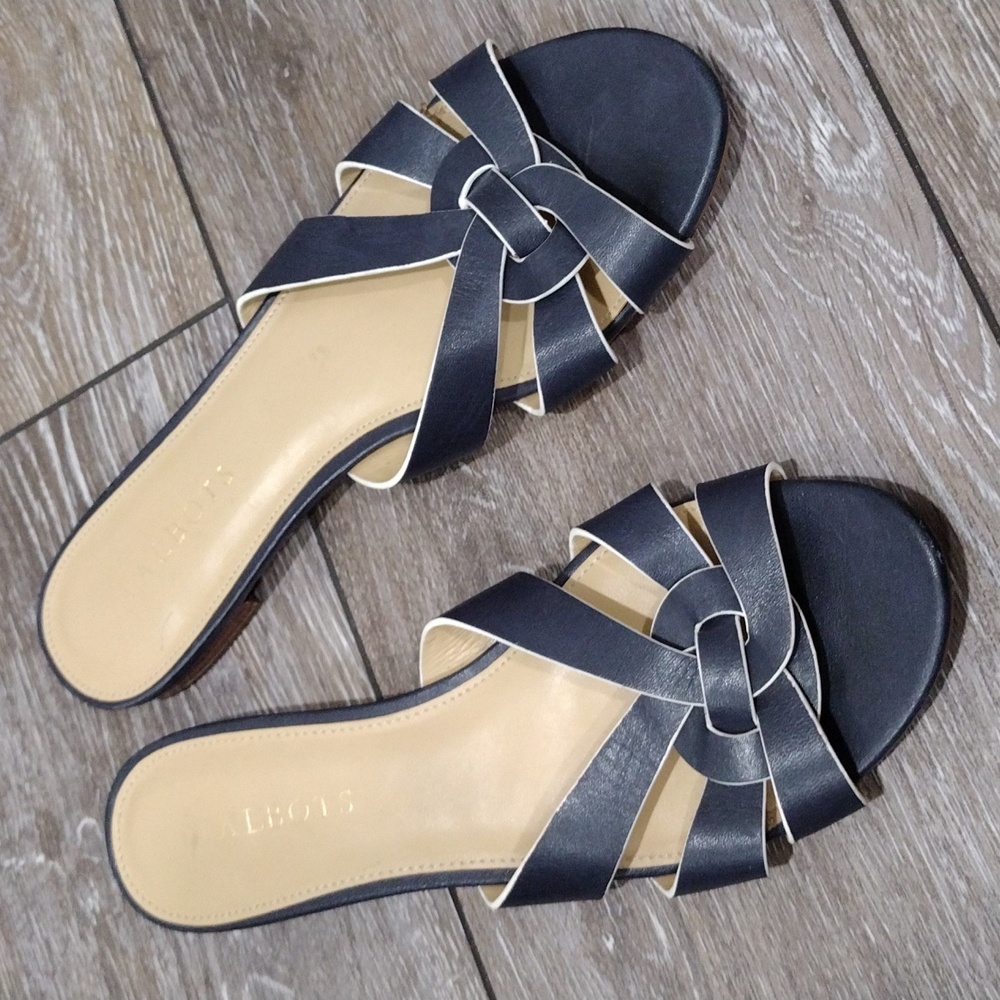 Talbots womens blue knot leather sandals. Size 7.5